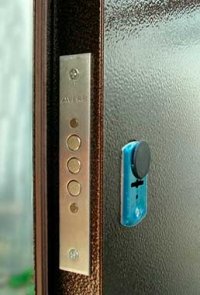 Двері ТМ Redfort серія СТАНДАРТ ПЛЮС модель Метал/Метал з притвором Мідний антік